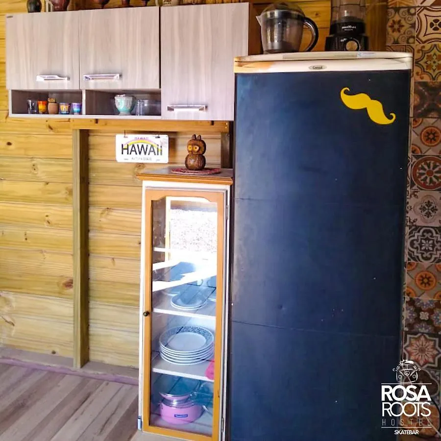 Rosa Roots Hostel Skate Bar Praia do Rosa